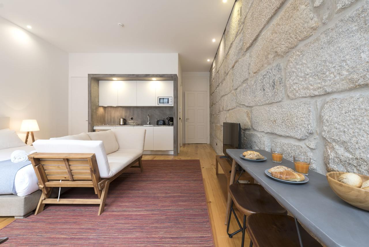 Lovelystay - Rico'S Apartment - Almada 2º F ポルト エクステリア 写真